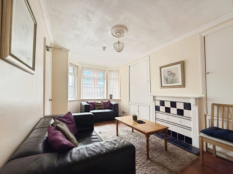 21 Priory Street, 6 Bedrooms NG7 2NX - Room rents - Thumbnail 3